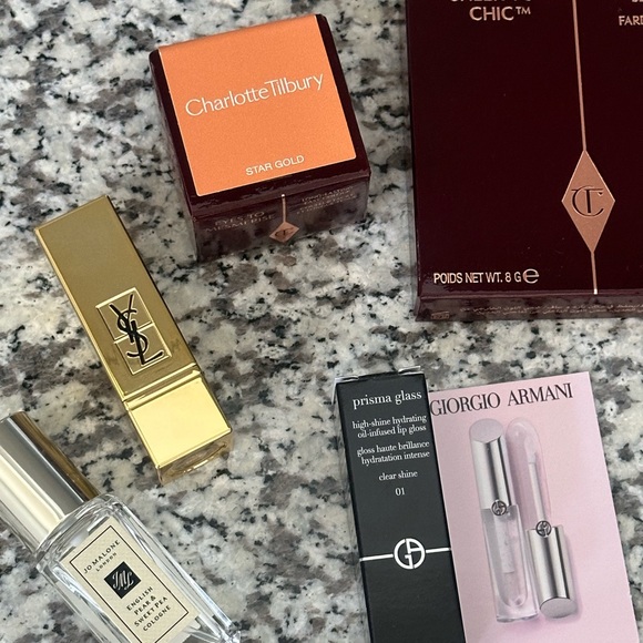 Random Goodies - Picture 2 of 8